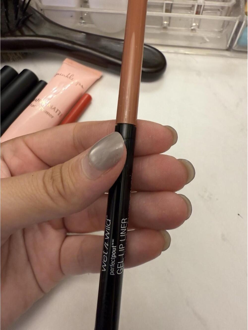 wet n wild Perfect Pout Gel Lip Liner, Bare To Comment 0.008 oz